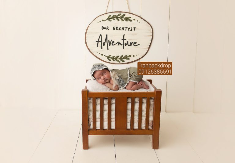 بک دراپ تخت چوبی نوزاد و کودک آتلیه ای کد IBD-1056