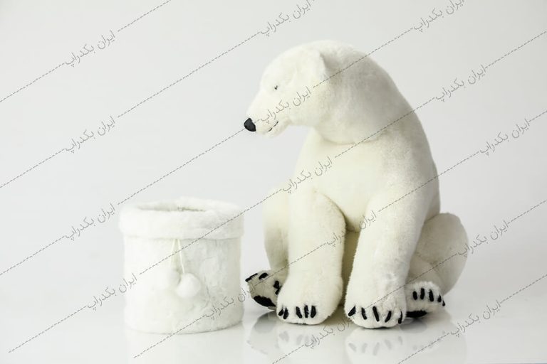 بک دراپ نوزاد خرس قطبی سفید زمستانی کد IBD-3428