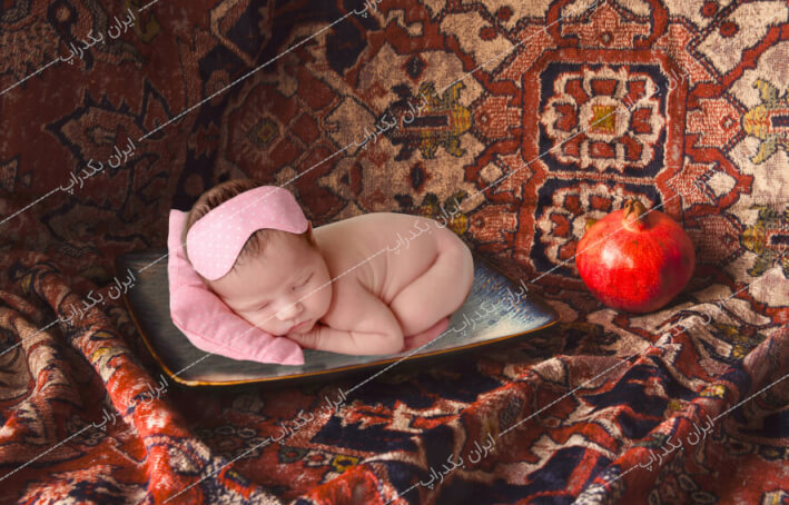 بک دراپ نوزاد طرح سنتی یلدا و انار کد IBD-5630