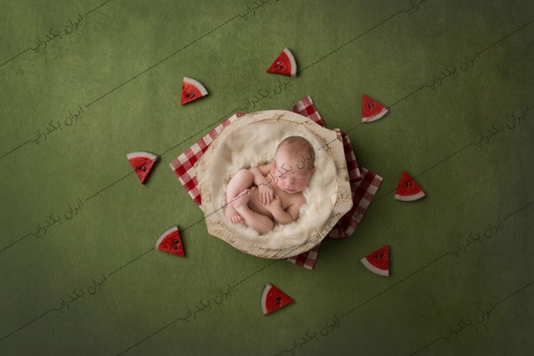 بک دراپ عکاسی نوزاد هندوانه و یلدا کد IBD-8161