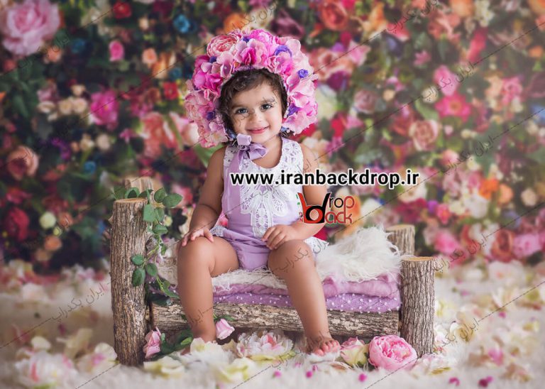 بک دراپ عکاسی تخت کودک و نوزاد در فضای بهاری و گل کد IBD-9401